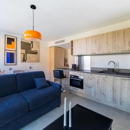 Entierement Equipe 5 Min Monaco Beausoleil